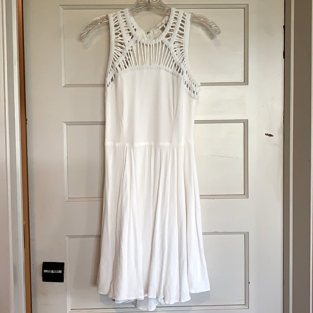 White sleeveless dress